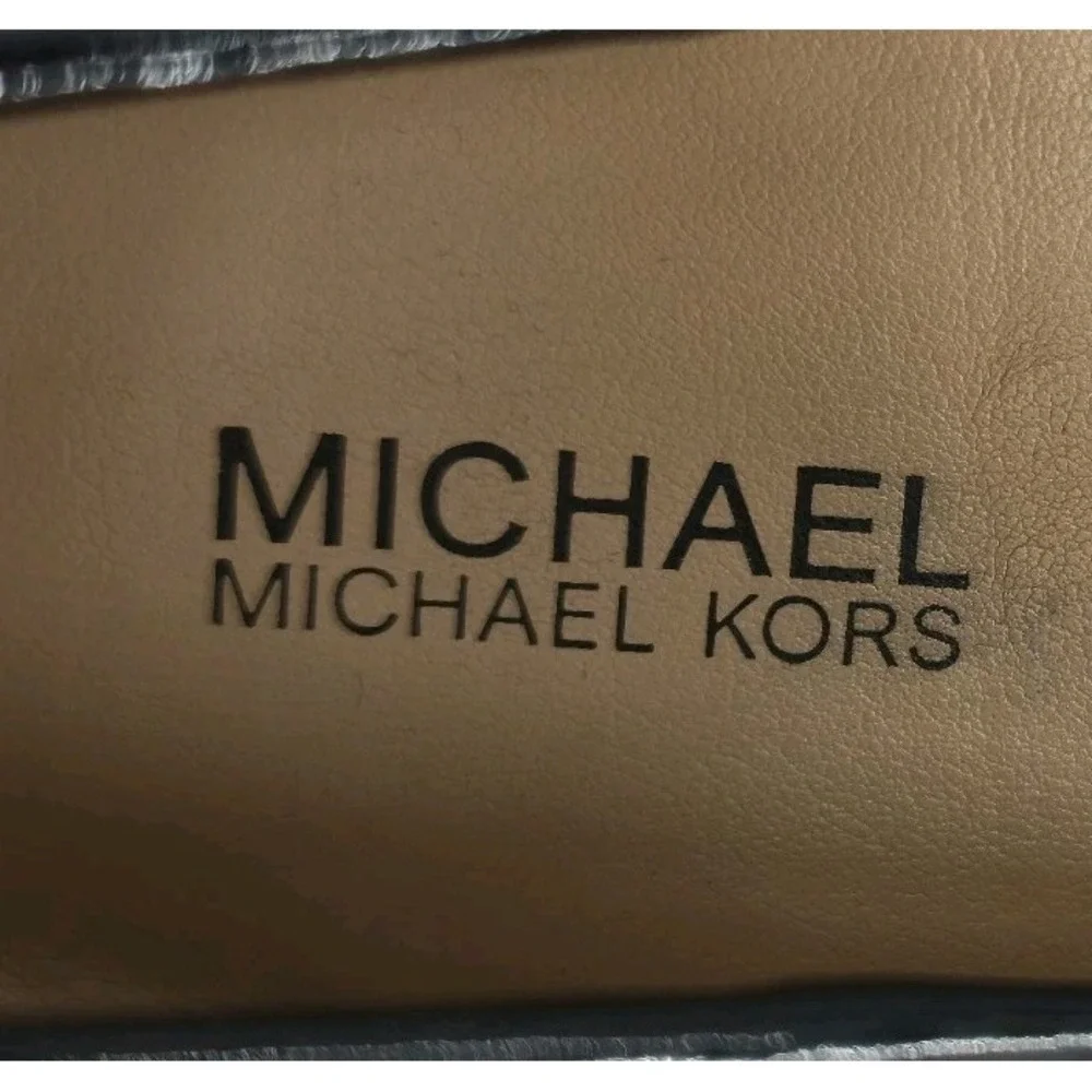 Michael Kors Bayville Black Patent Leather Heeled Penny Loafer Shoes Womens 9.5M - Picture 5 of 10